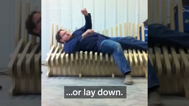 This moving bench transforms like a wave. смотреть онлайн
