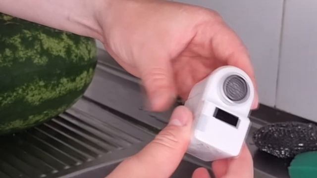 Сенсорная насадка на кран Xiaomi смотреть онлайн
