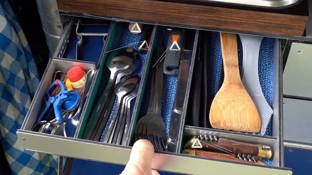 Our fully featured camping kitchen in a Box смотреть онлайн