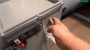 Тюнинговый обвес лодки ПВХ Хантер 360. Столик под эхолот, держатель удилищ.