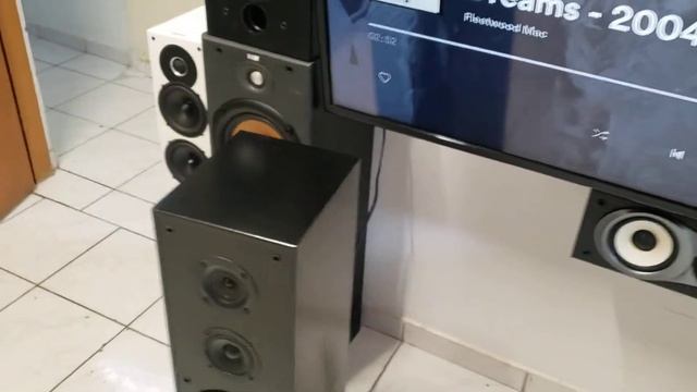 Caixas Torre Jamo E430