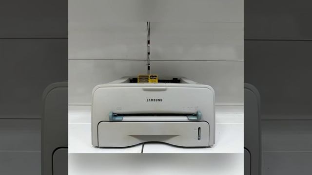 Принтер лазерный Samsung ML-1520P смотреть онлайн