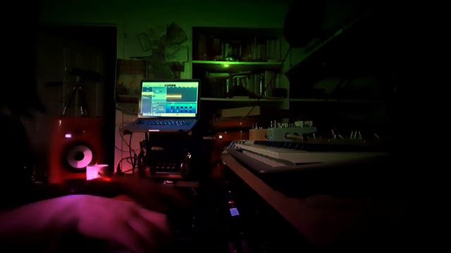 The Ether - Synth Jam on the Yamaha - MX-88 смотреть онлайн