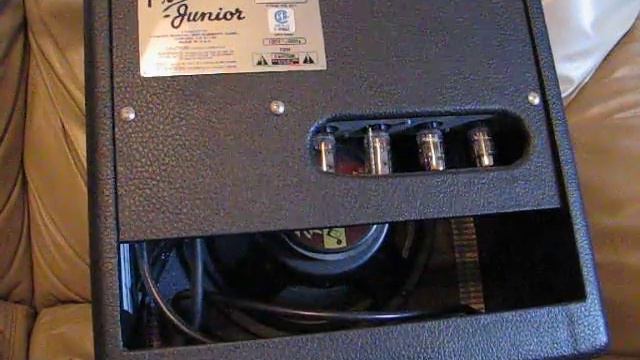 Fender Pro Junior Ser 030479 v1.7 смотреть онлайн