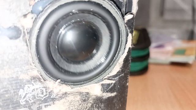 Bass test самодельной колонки смотреть онлайн