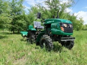 Видео обзор трактора ФАЙТЕР Т-15 китайского производства в наличии в Благовещенске.