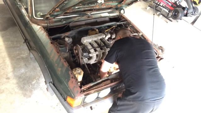 Volkswagen Golf Mk1 Build (Ep.7) / PARTING THE SCIROCCO pt.2 / VW Swap Rabbit Caddy Citi Cabrio смотреть онлайн