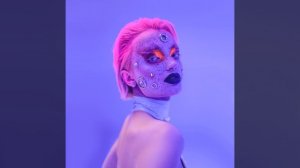 Выбегаю с тусовки