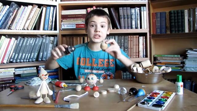 Делать деревянного человечка необычно игрушку самому руками быстро смотреть онлайн