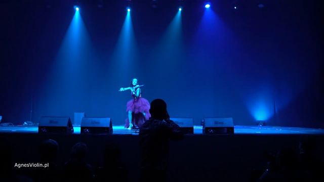 STORM - Vivaldi (Techno ) - Live violin show by Agnieszka Flis смотреть онлайн