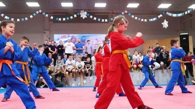 Презентация БФ «Я РАСТУ СО СПОРТОМ» смотреть онлайн