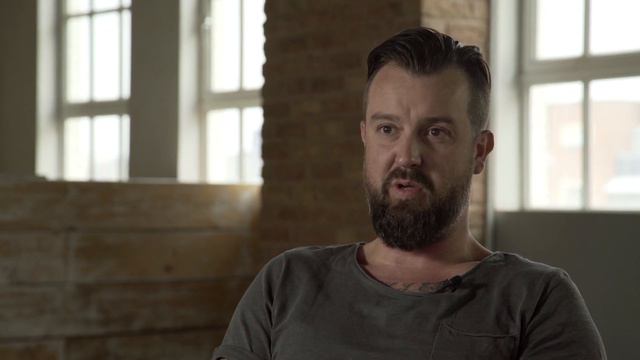 Andi Buckley talks about Tony De Vit смотреть онлайн