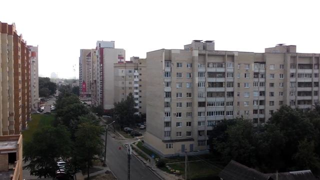 делаю коврик в ванную из бутылочных пробок. передаю приветы интернет -друзьям!(видео с моего старог смотреть онлайн