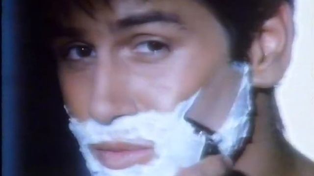 Gillette Contour Plus Werbung 1987 смотреть онлайн