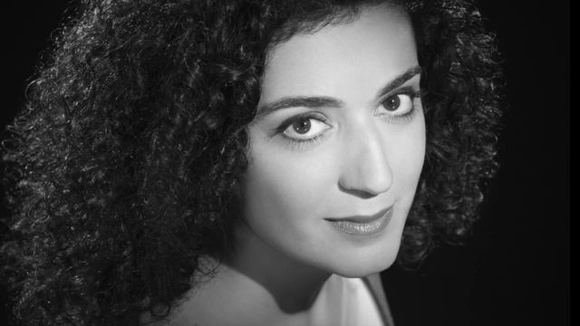 Armelle Khourdoïan - Casta Diva - Norma (Bellini) смотреть онлайн