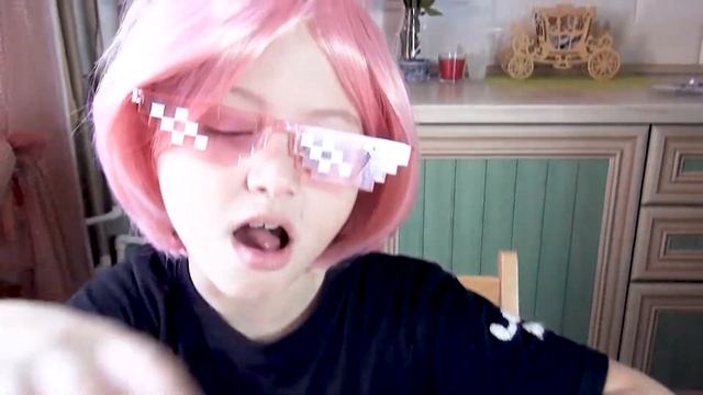 Лиза показывает хорошее и плохое поведение для детей. Правила поведения от Лизы! смотреть онлайн