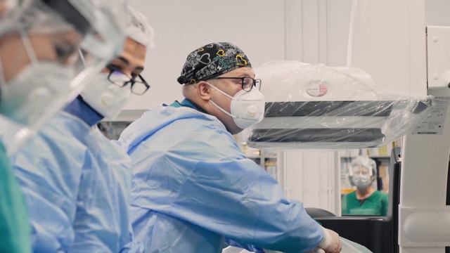 Доктор Крашенинин Дмитрий Владиславович смотреть онлайн