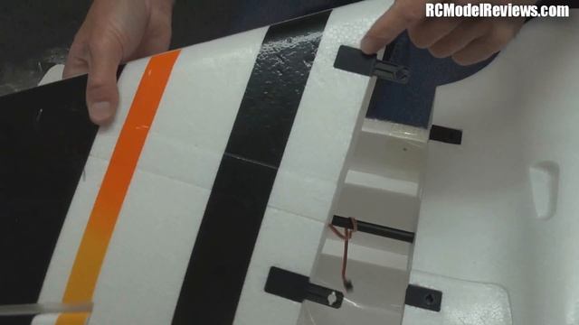 Go Discover versus RVJet FPV wing RC planes (part 1) смотреть онлайн