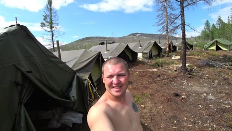 Как живут геологи. Лагерь геологов - Якутия 2021 _ добыча золота _ ГГФ ТГУ