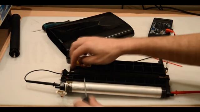 Часть 3 Разборка принтера SAMSUNG CLP-300 Замена ленты переноса смотреть онлайн