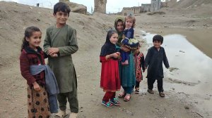 Афганистан, обычная жизнь города Газни: цитадель, советские танки и дети