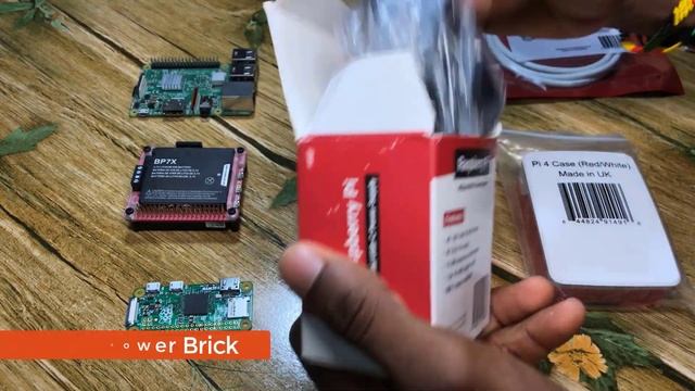 What is a Raspberry Pi | All You Need To Know | Raspberry Pi 4 SBC | Raspberry Pi OS | Pi Zero 202 смотреть онлайн