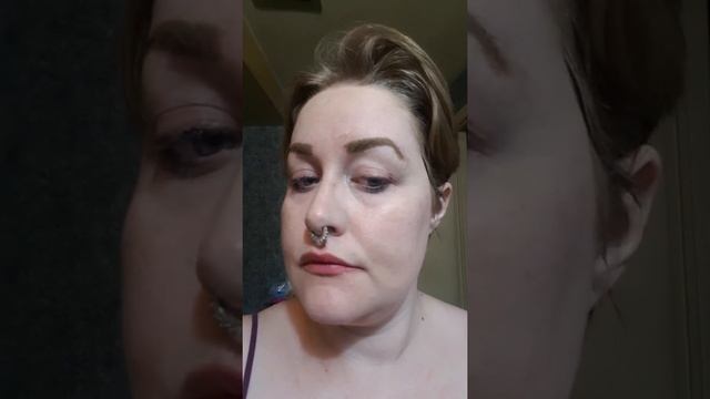 Brow Battle смотреть онлайн