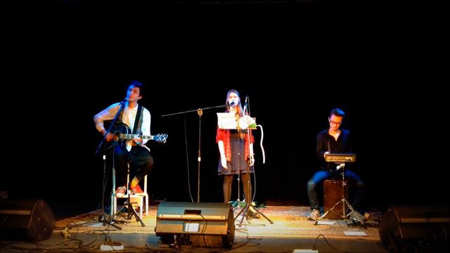 Uciekinierzy z planety Ziemia - Takie Po Prostu Trio LIVE '17 Teatr Brama смотреть онлайн