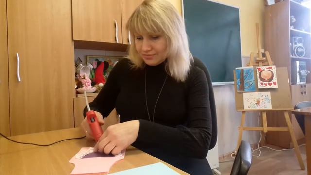 Классная открытка на 8 марта🌹🌹🌷🌸🌼