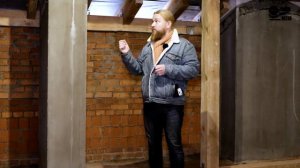 Как сделать мансарду из чердака !?  Чердак превращается в мансарду (в работе только домкраты)