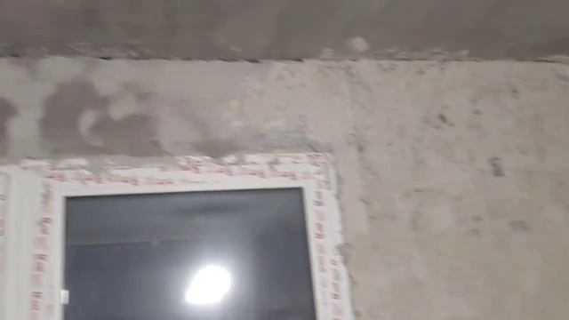 Как штукатурить за трубами смотреть онлайн