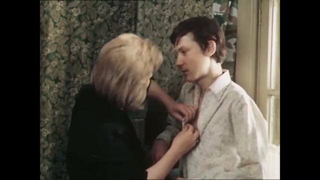 Несчастная любовь: любить кого-то очень сильно и знать, что он тебя так никогда и не полюбит... смотреть онлайн