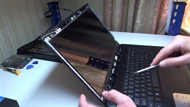 Dell Inspiron 5570 Laptop Screen Renewal. смотреть онлайн