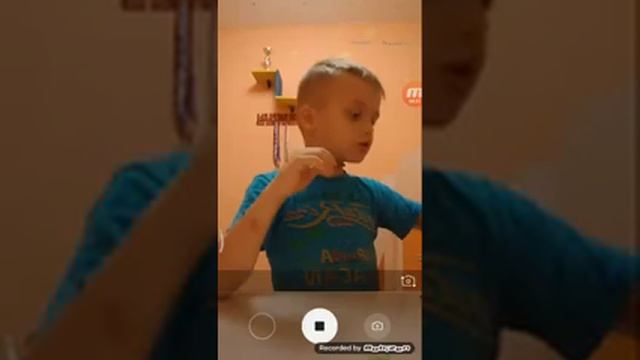 Как сделать браслет из маленьких резинок смотреть онлайн