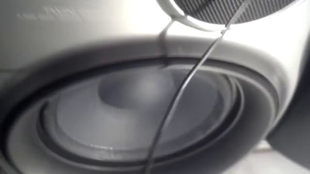 Aiwa NSX-F9: Bass I Love You смотреть онлайн