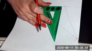 Как построить высоту в треугольнике?