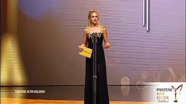 Заразительный смех Мерьем Узерли.... ???? смотреть онлайн