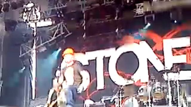 Stone Sour - 30 30-150 Live @ SRF 2010 смотреть онлайн