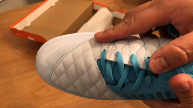 Desempaquetado - Lunar Gato II - Nike смотреть онлайн