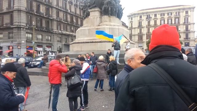 Неаполь  Площадь Гарибальди 