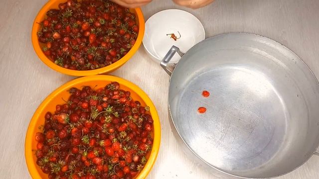 Варенье из КЛУБНИКИ. Ягода к ягодке, сироп красивый, прозрачный. смотреть онлайн