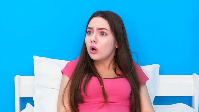 Как Пронести Еду В Больницу | Крутые идеи от RaPaPa Challenge смотреть онлайн