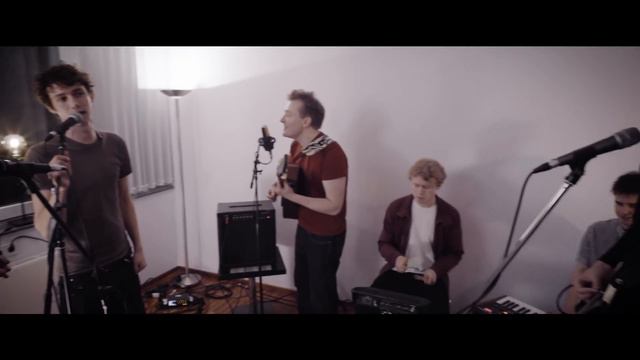 Tom s Diner (Cover) - AnnenMayKantereit x Giant Rooks смотреть онлайн