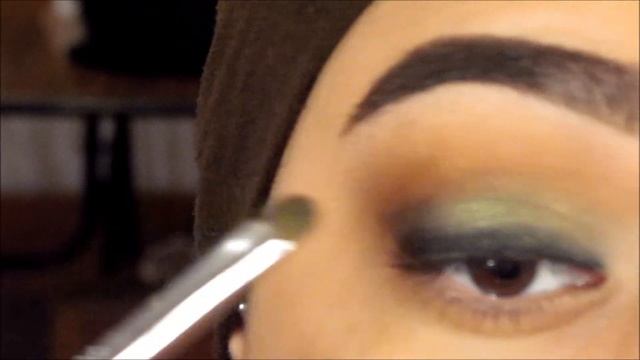 لوك سموكي ناعم - Soft smoky eye смотреть онлайн