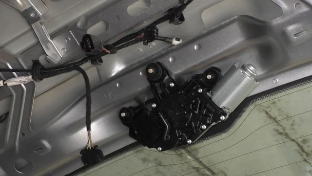 How to remove rear window wiper motor - VW POLO MK4 смотреть онлайн