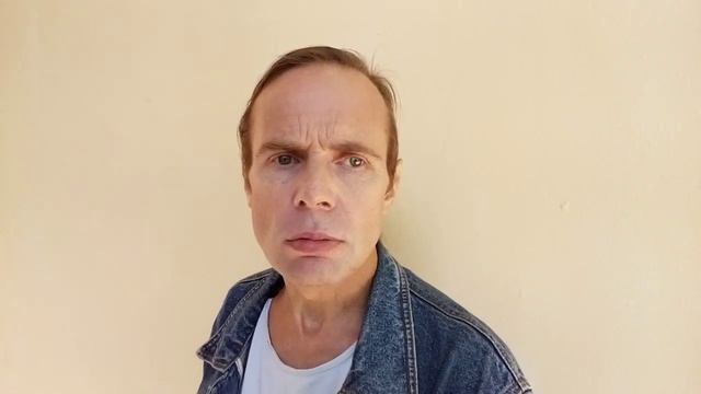 Андрей Бусаров - Послушай друг... _Ecoute mon ami... _Poesie Andrey Busarov смотреть онлайн