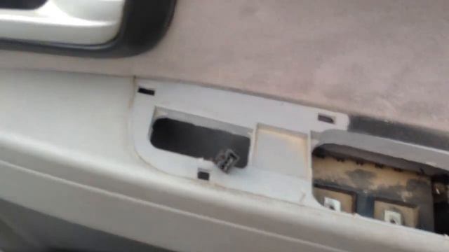 Как снять обшивку двери на ПРИОРЕ? смотреть онлайн