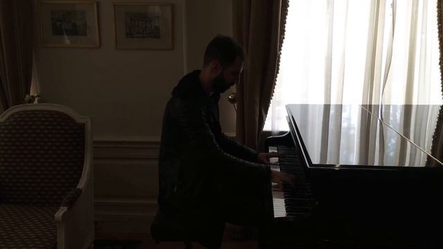 С Днём рождения, Женя! :) смотреть онлайн