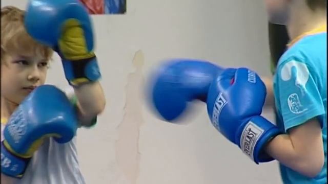 Бокс. Первая тренировка 2013 / Boxing. The first training 2013 смотреть онлайн