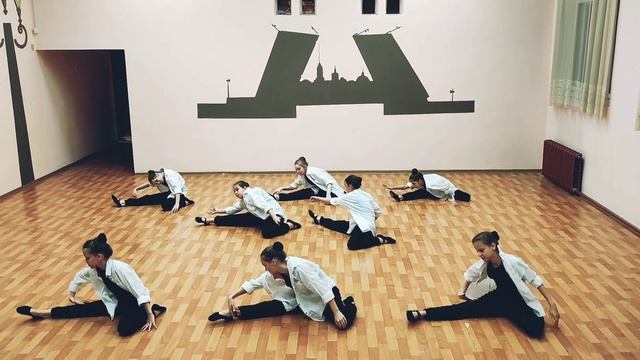 Я живу тобою. Коллектив FuN Dance. смотреть онлайн